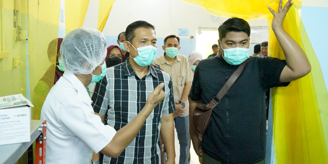 Komisi III DPRD Tinjau Langsung Proses Pengelolaan MBG di SPPG Larangan