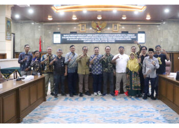 Polemik Naming Right Stasiun Cirebon, DPRD Fasilitasi Pertemuan Antara Manajemen PT KAI, BT Batik Trusmi dengan Pegiat Budaya