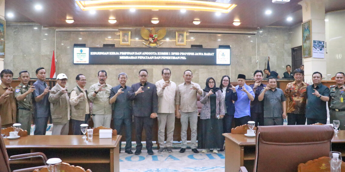 Bahas Penataan PKL di Jalan Provinsi, DPRD Kota Cirebon Berharap Kedepankan Pendekatan Humanis