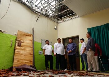 Enam Ruangan Disnaker Ambruk, DPRD Dorong Pemindahan Kantor Kerja ASN