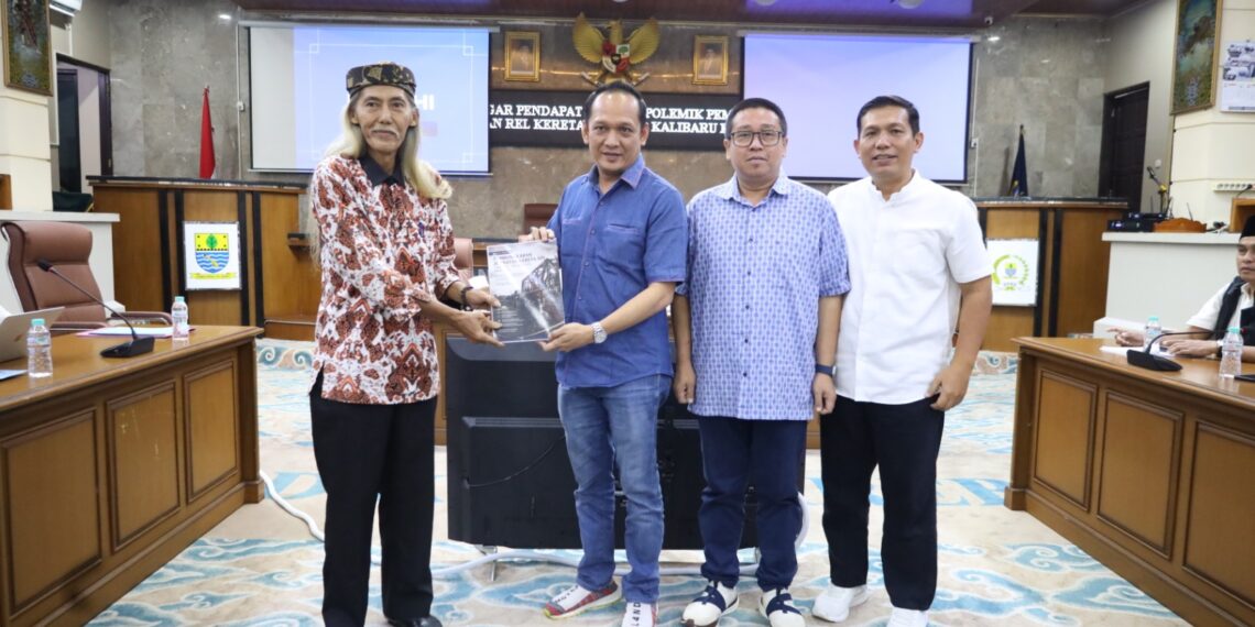 DPRD Kota Cirebon Mediasi Polemik Rel Kereta Sukalila